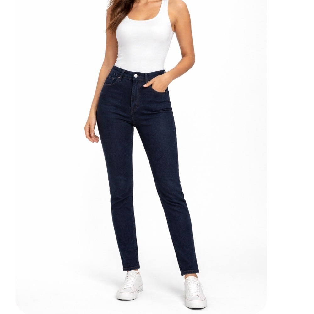 Good American Good Classic High Rise Slim Straight Jeans Blue 224 GLCI478T NWT